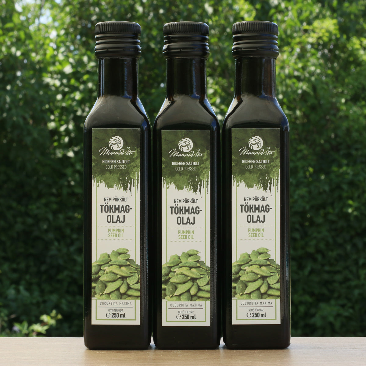 Mannavita Ungarisches kaltgepresstes Kürbiskernöl • 250 ml