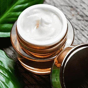 Salben, Cremes, Balsam