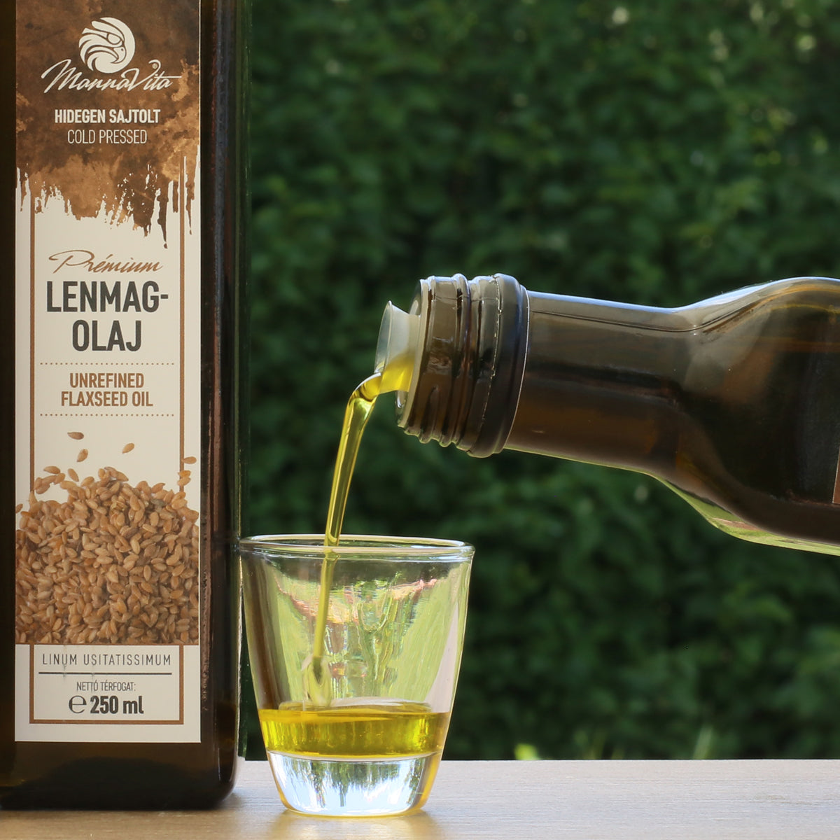 Mannavita Ungarisches kaltgepresstes Leinöl • 250 ml