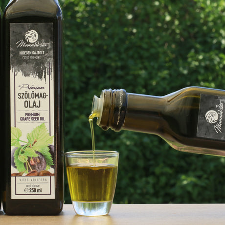 Mannavita Ungarisches kaltgepresstes Traubenkernöl • 250 ml