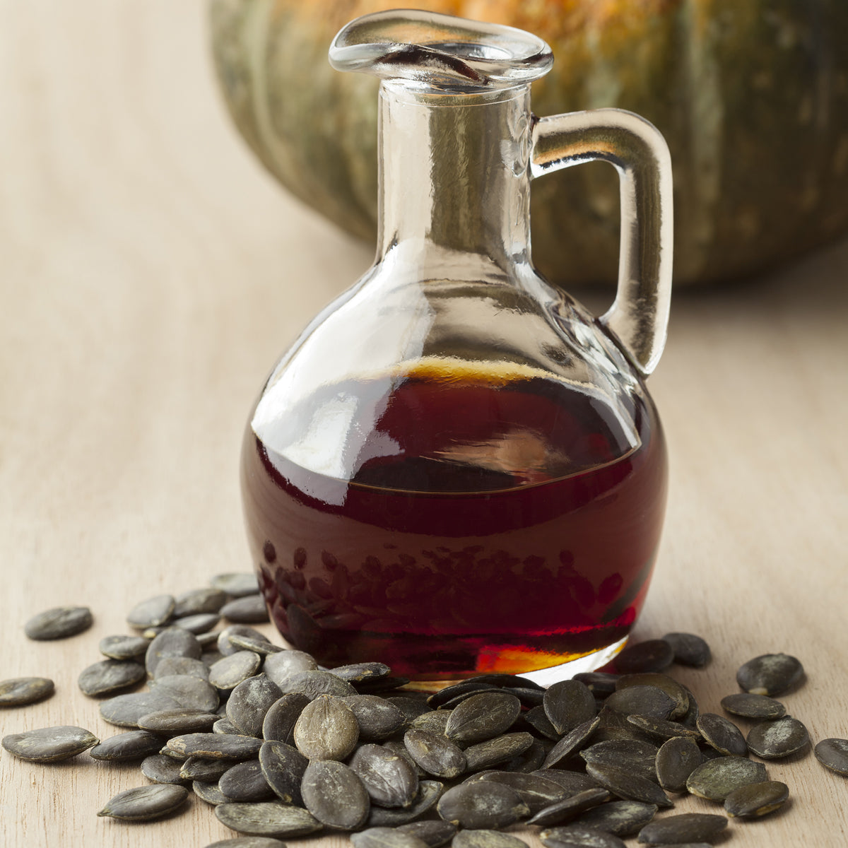 Mannavita Ungarisches kaltgepresstes Kürbiskernöl • 250 ml